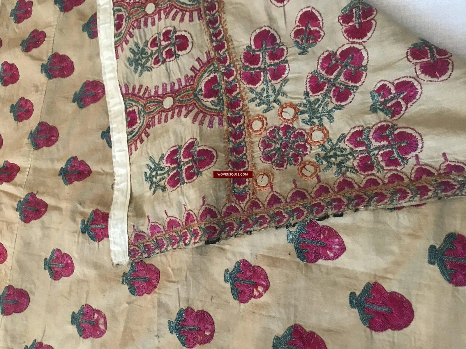 1366 SOLD Superb Old Sindh Odhana Abochani Wedding Shawl