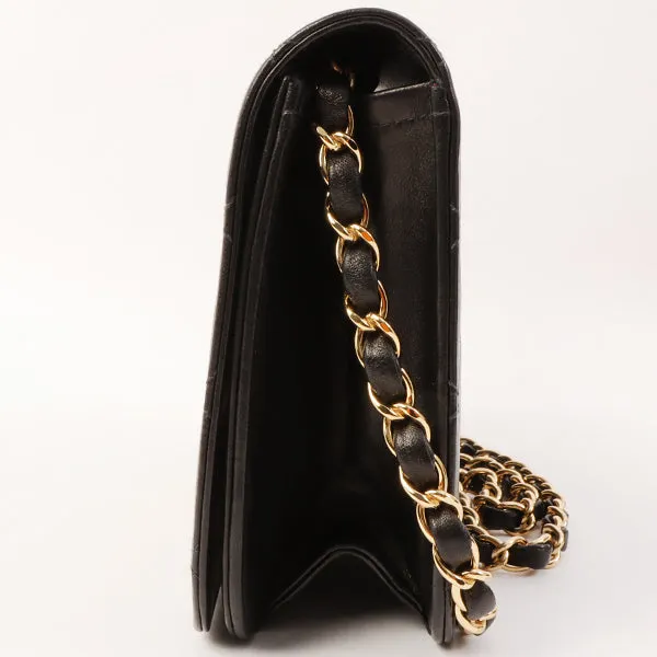 Chanel Around 2001 Made Full Flap Turn-Lock Chain Bag Black