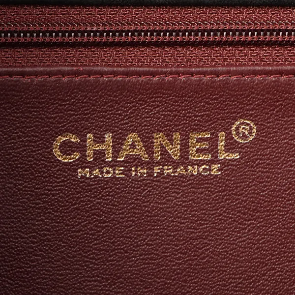 Chanel Around 2001 Made Straight Flap Turn-Lock Chain Bag Black
