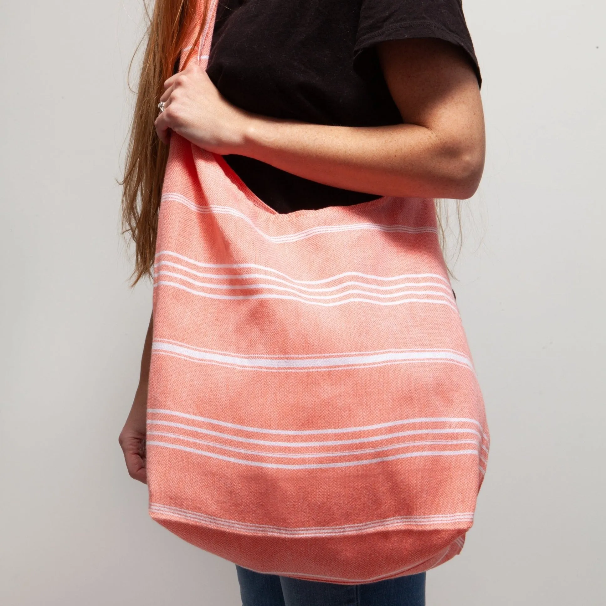 Essential  Messenger Bag - RT051