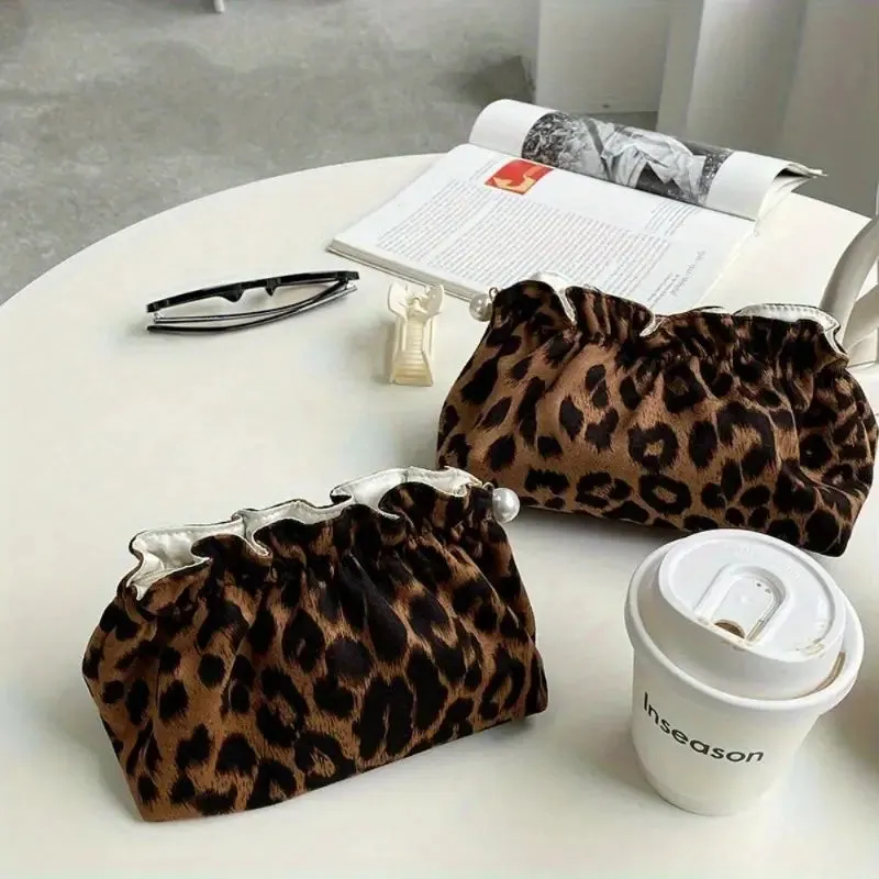 LEOPARD PRINT COSMETIC SET OF 2