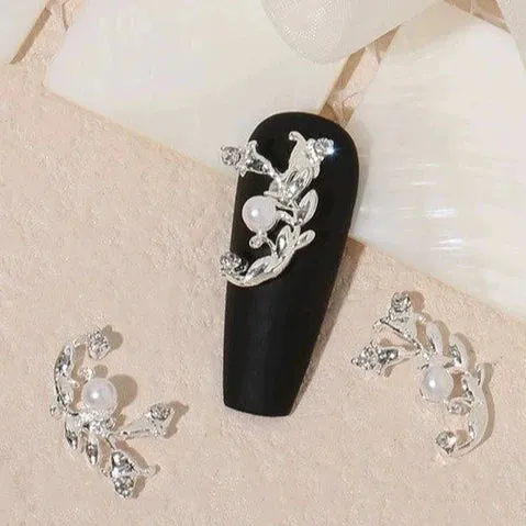 Luxury Diamond Nail Decoration - Silver Alloy Rhinestone Bow