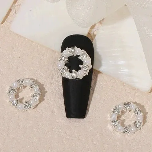 Luxury Diamond Nail Decoration - Silver Alloy Rhinestone Bow