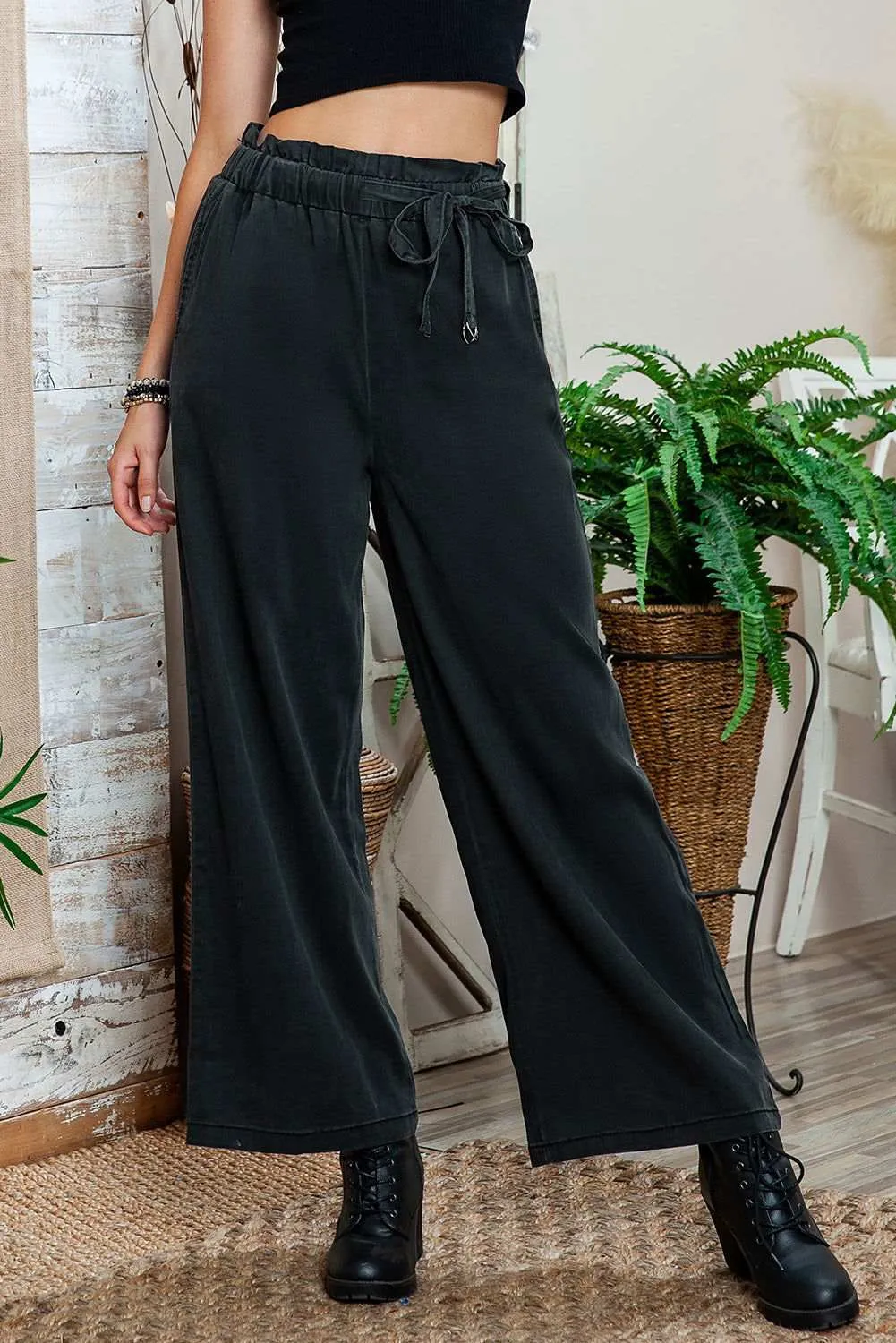 Sky Blue High Waist Pocketed Wide Leg Tencel Jeans