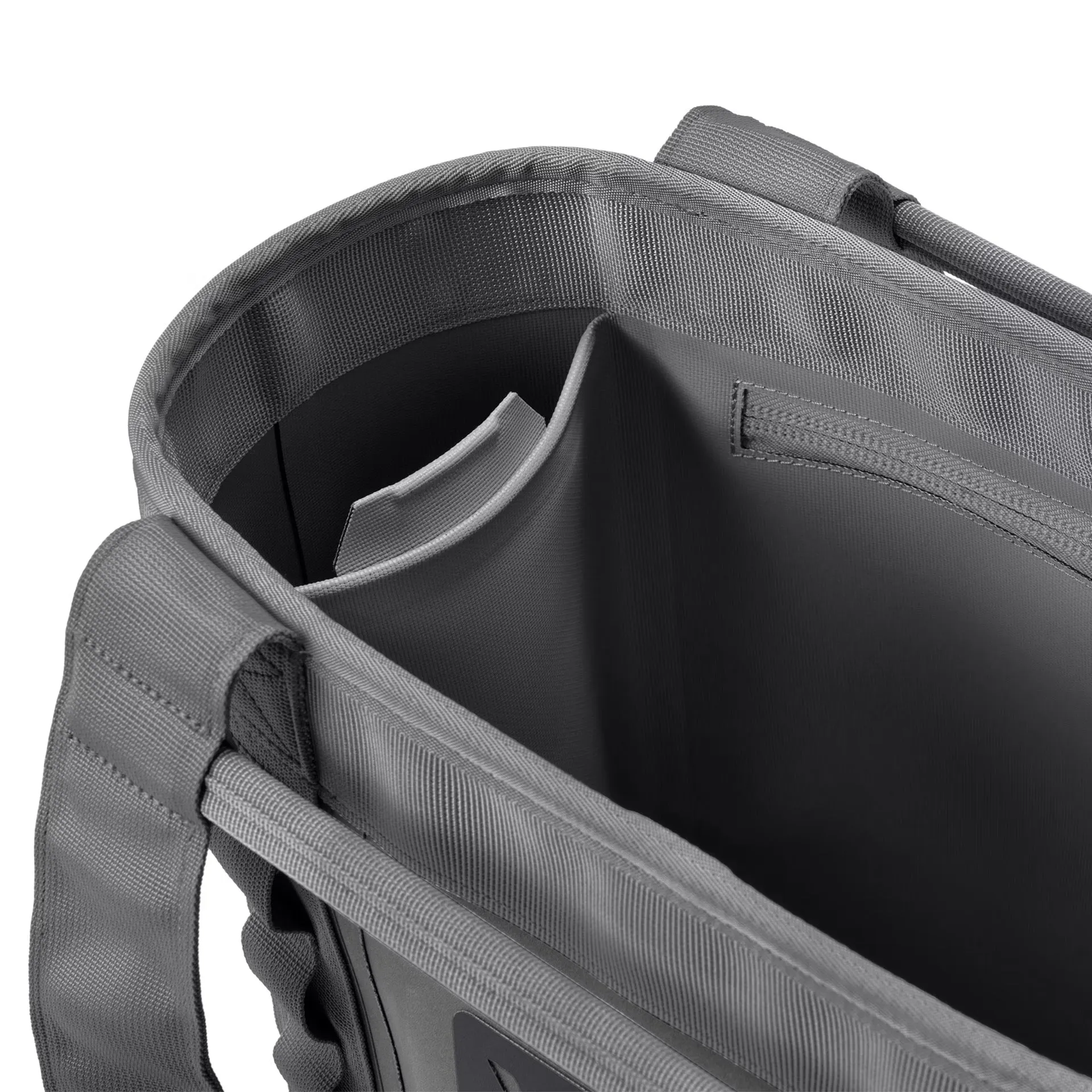 YETI® Camino® 20 Carryall Tote Bag - Canopy Green